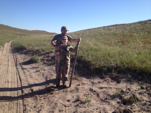 How to open a western gate